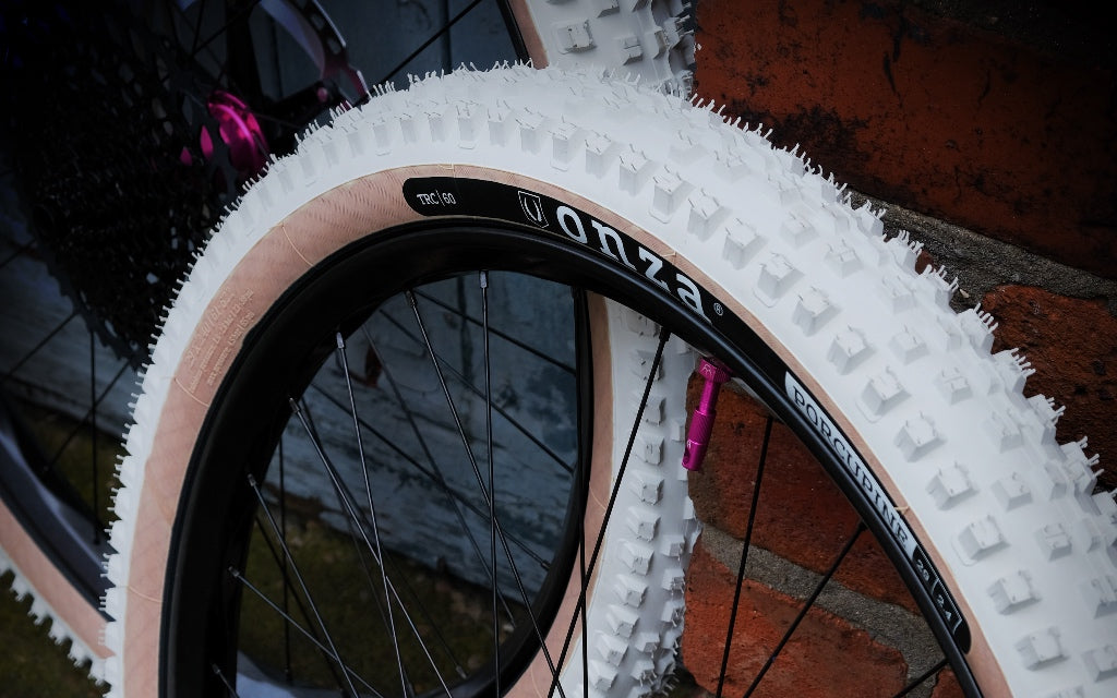 Onza porcupine tyres white