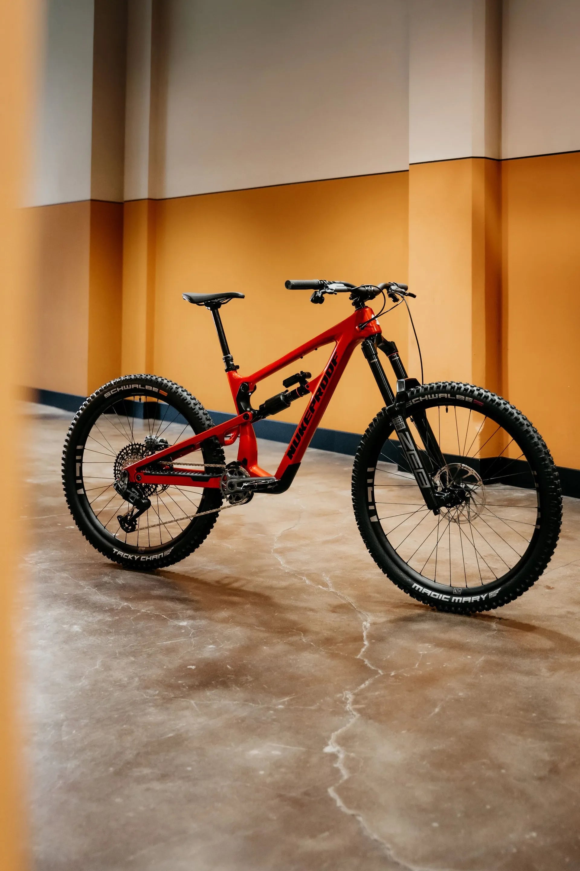Nukeproof Mega Carbon Red Front