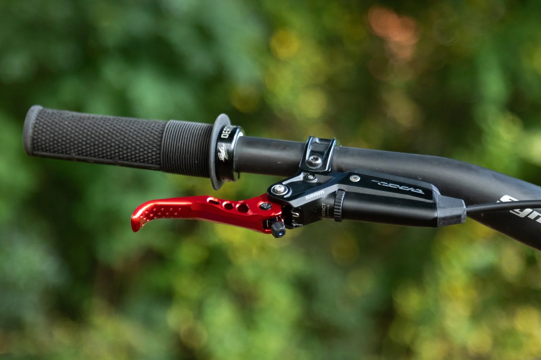 Oak components Sram levers red