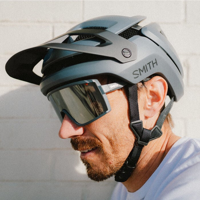 Smith Forefront 3 MIPS Matte Slate With Glasses
