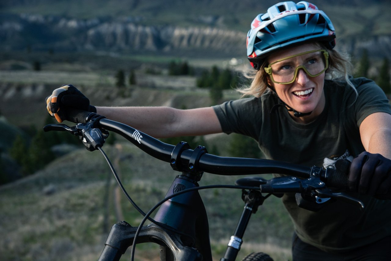 Title handlebars Brett rheeder