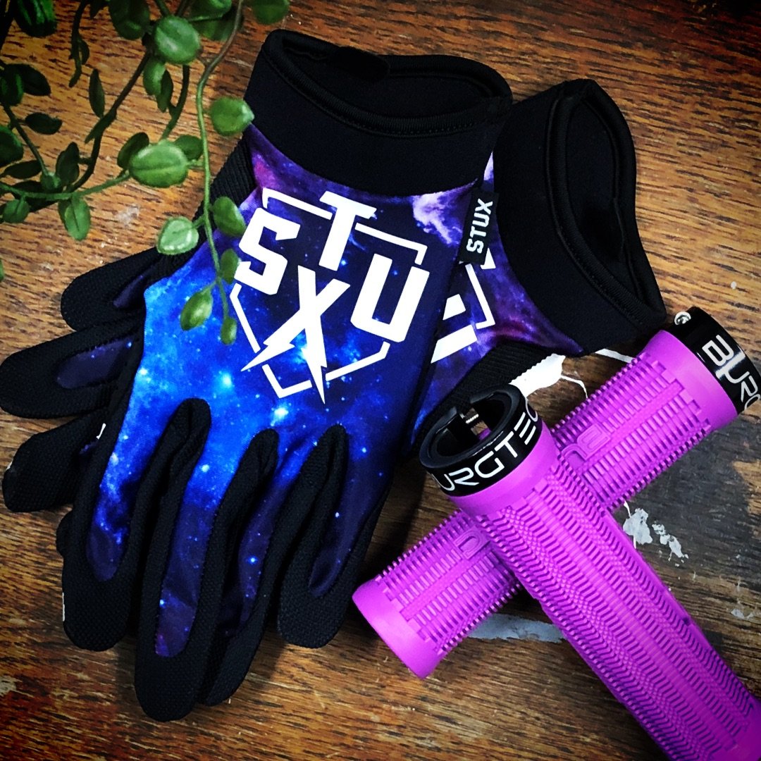 Burgtec grips and stux gloves
