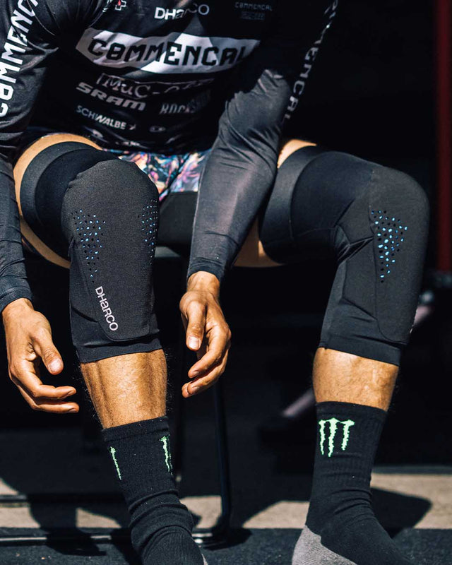 DHARCO Gravity Knee Pad Amaury Pierron wearing