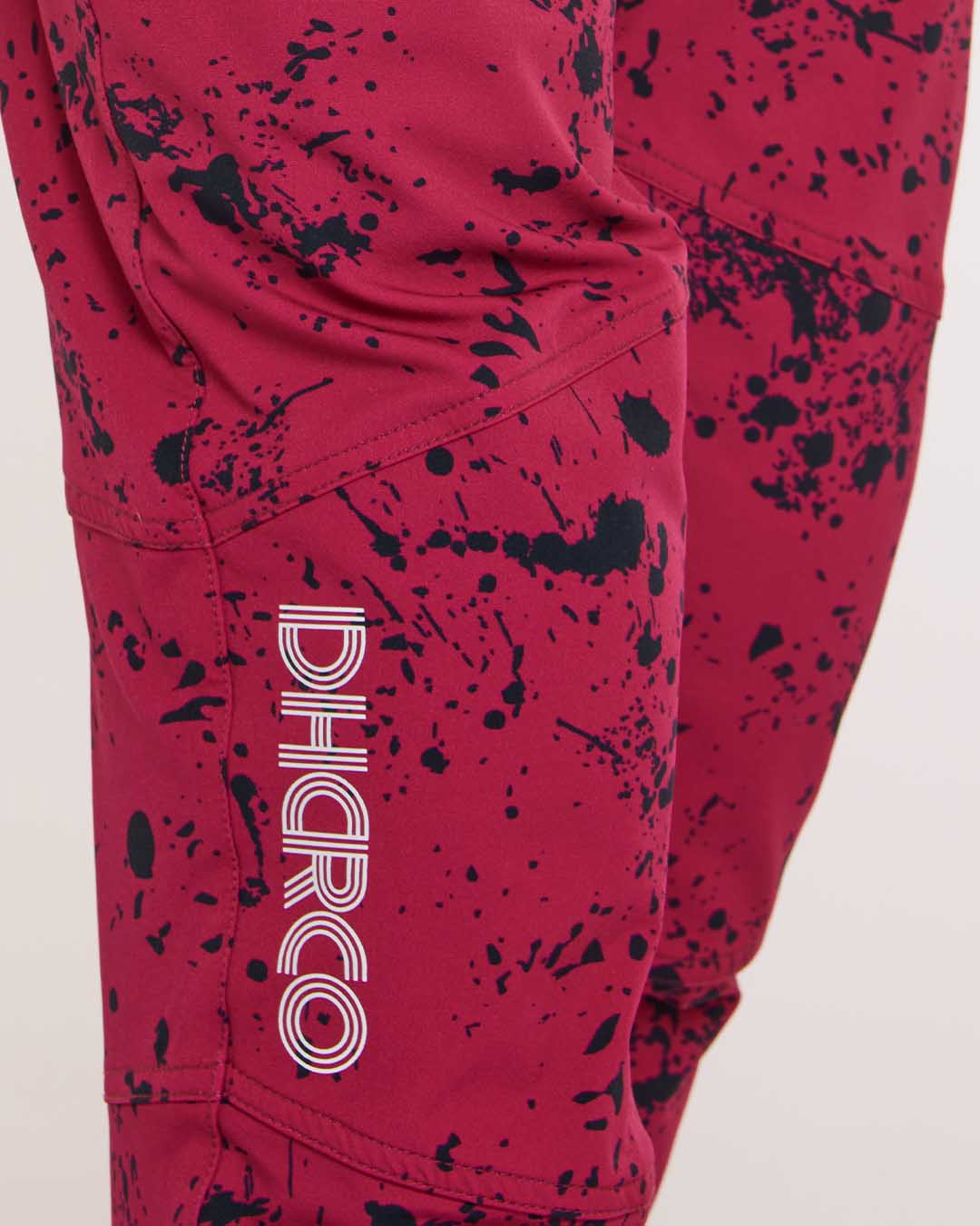 DHARCO Mens Gravity Pants Chilli Peppers Articulating Knee