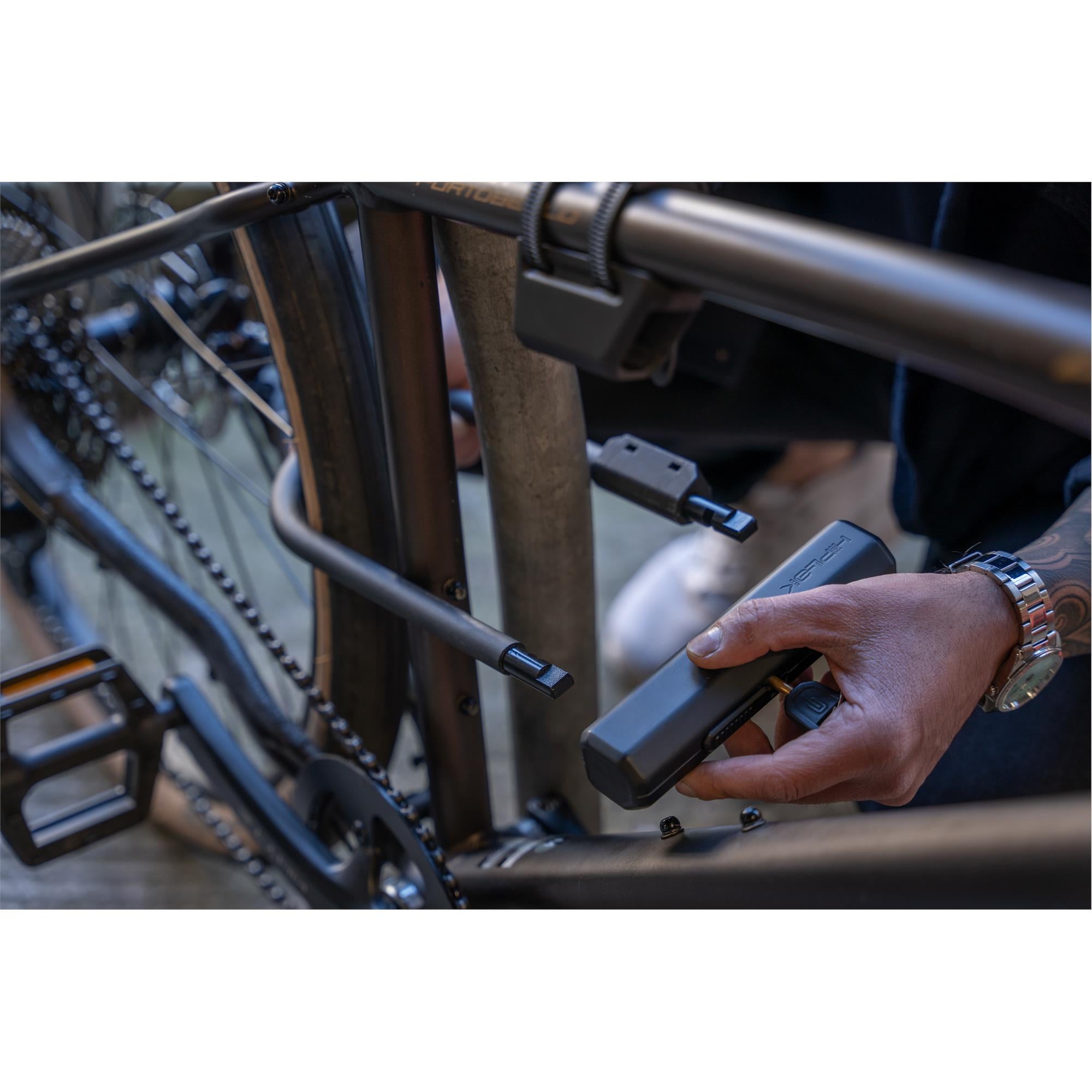Hiplok Urban D Lock Fitting