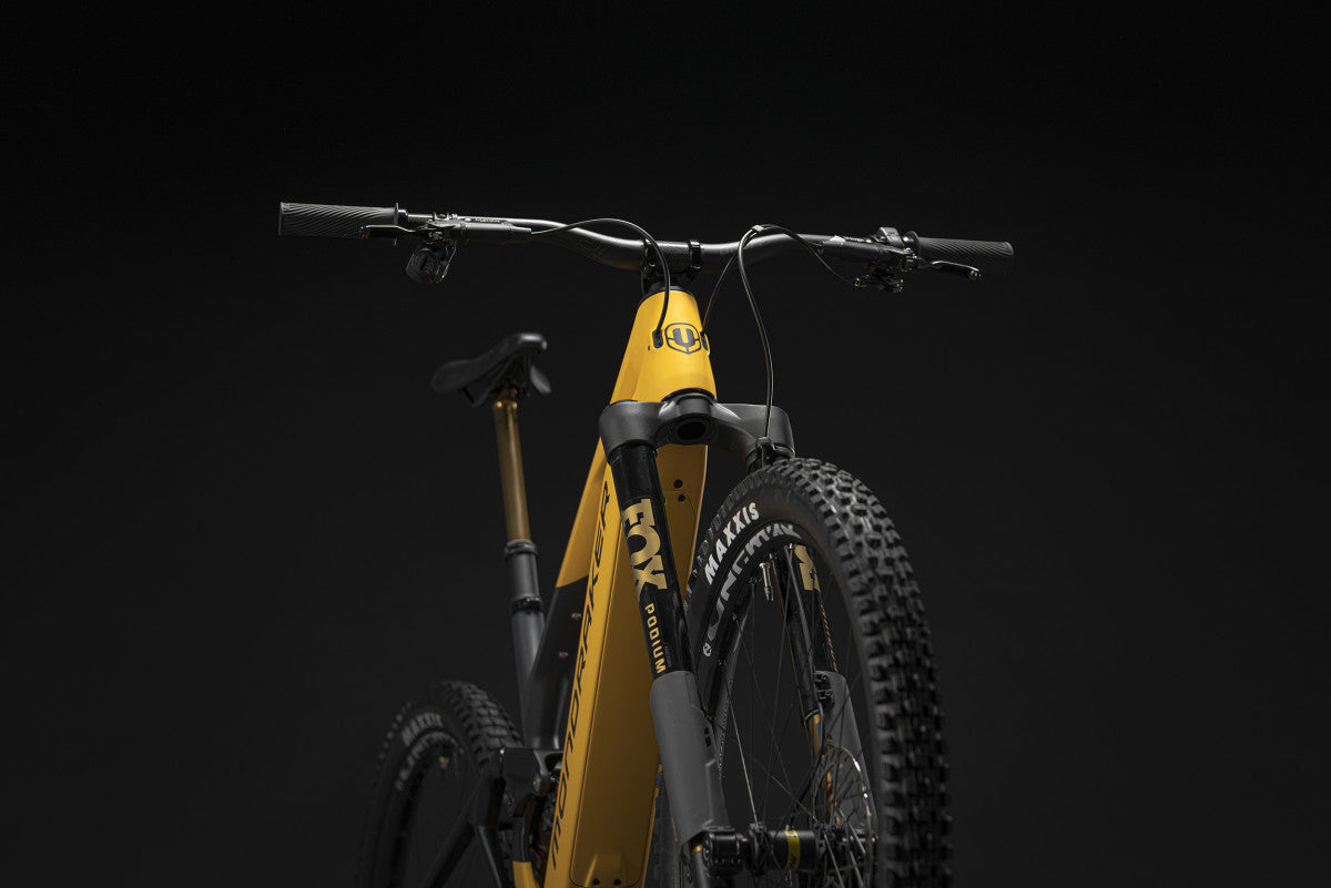 Mondraker Crafty Carbon RR S Front