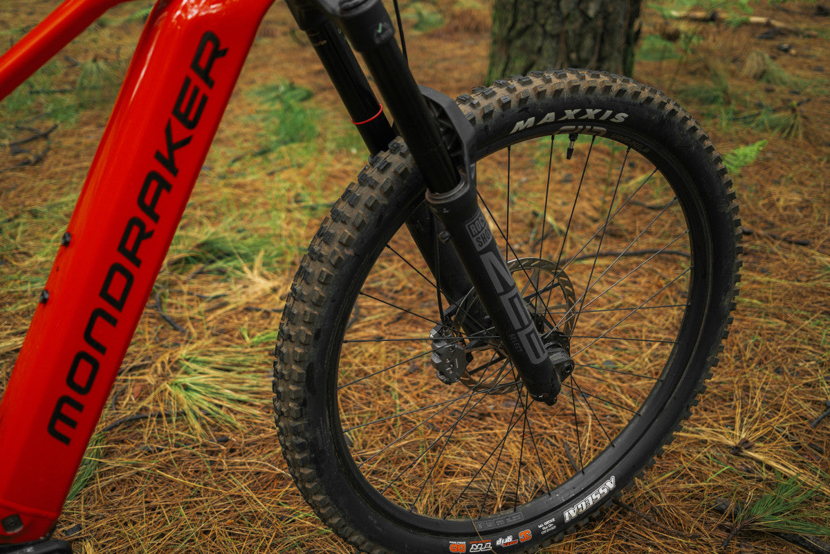 Mondraker LEVEL R Chili Red Zeb Forks