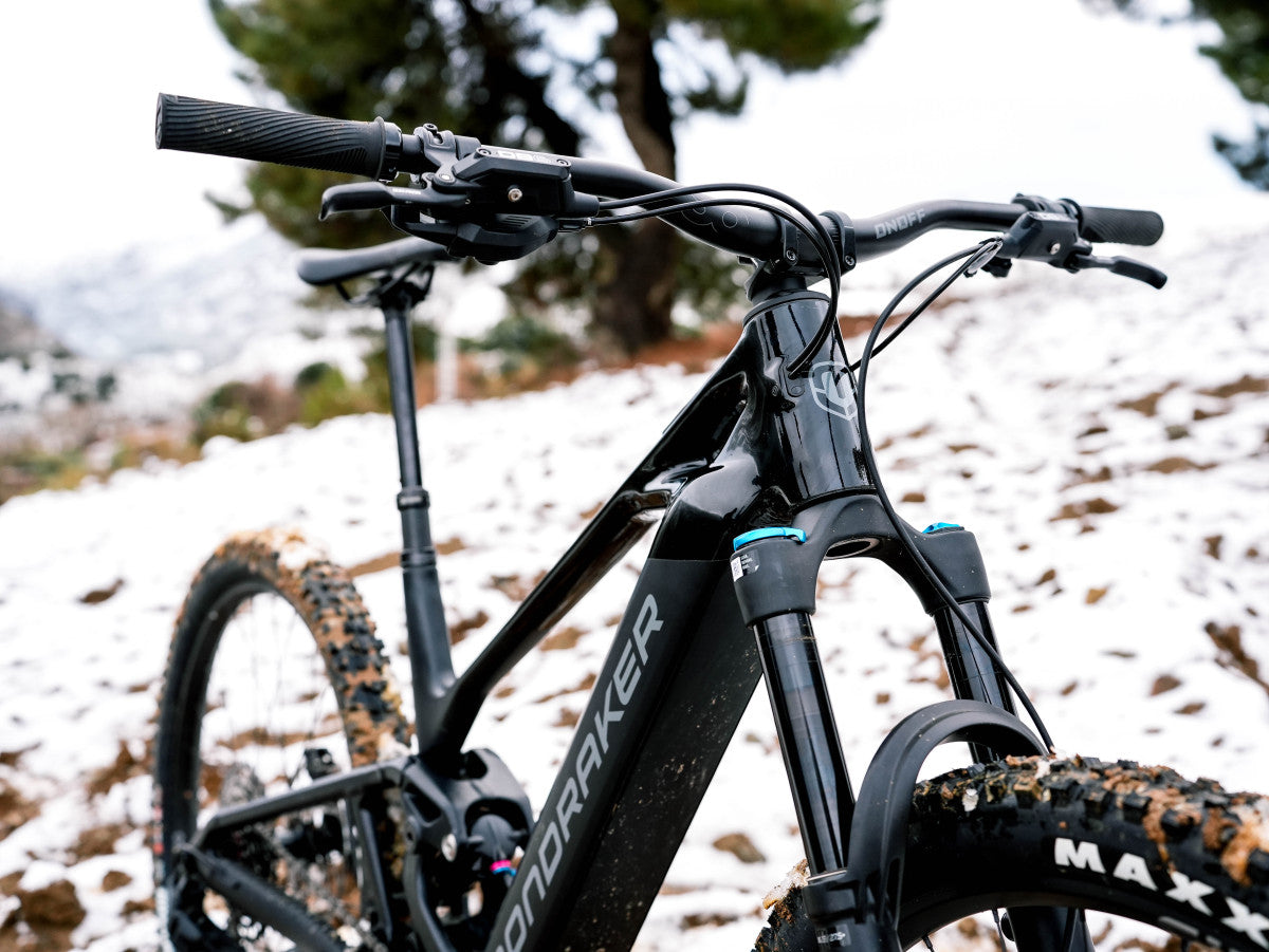 Mondraker SCREE R Superblack Front Detail