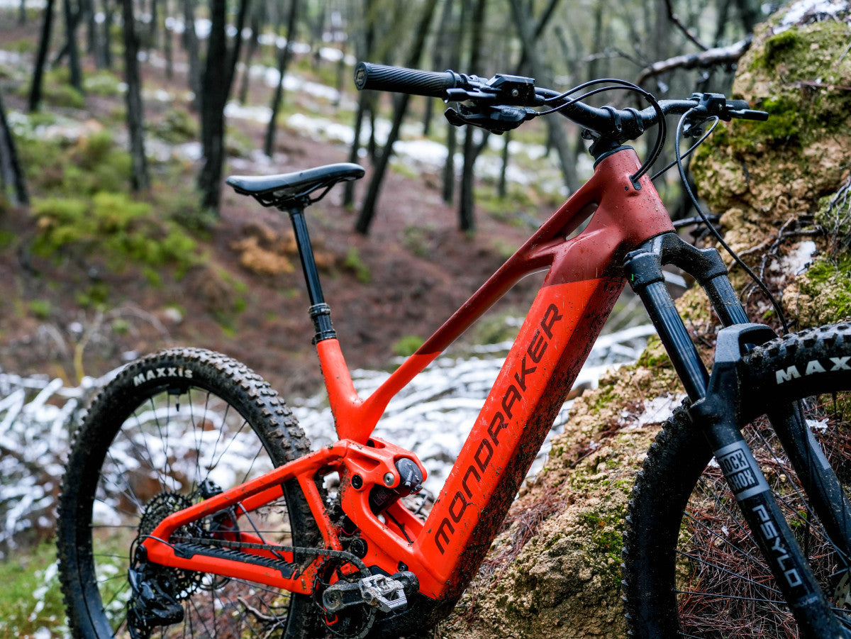 Mondraker SCREE S Flame Red In Woods