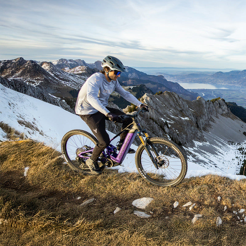 Mondraker Scree Lifestyle Image