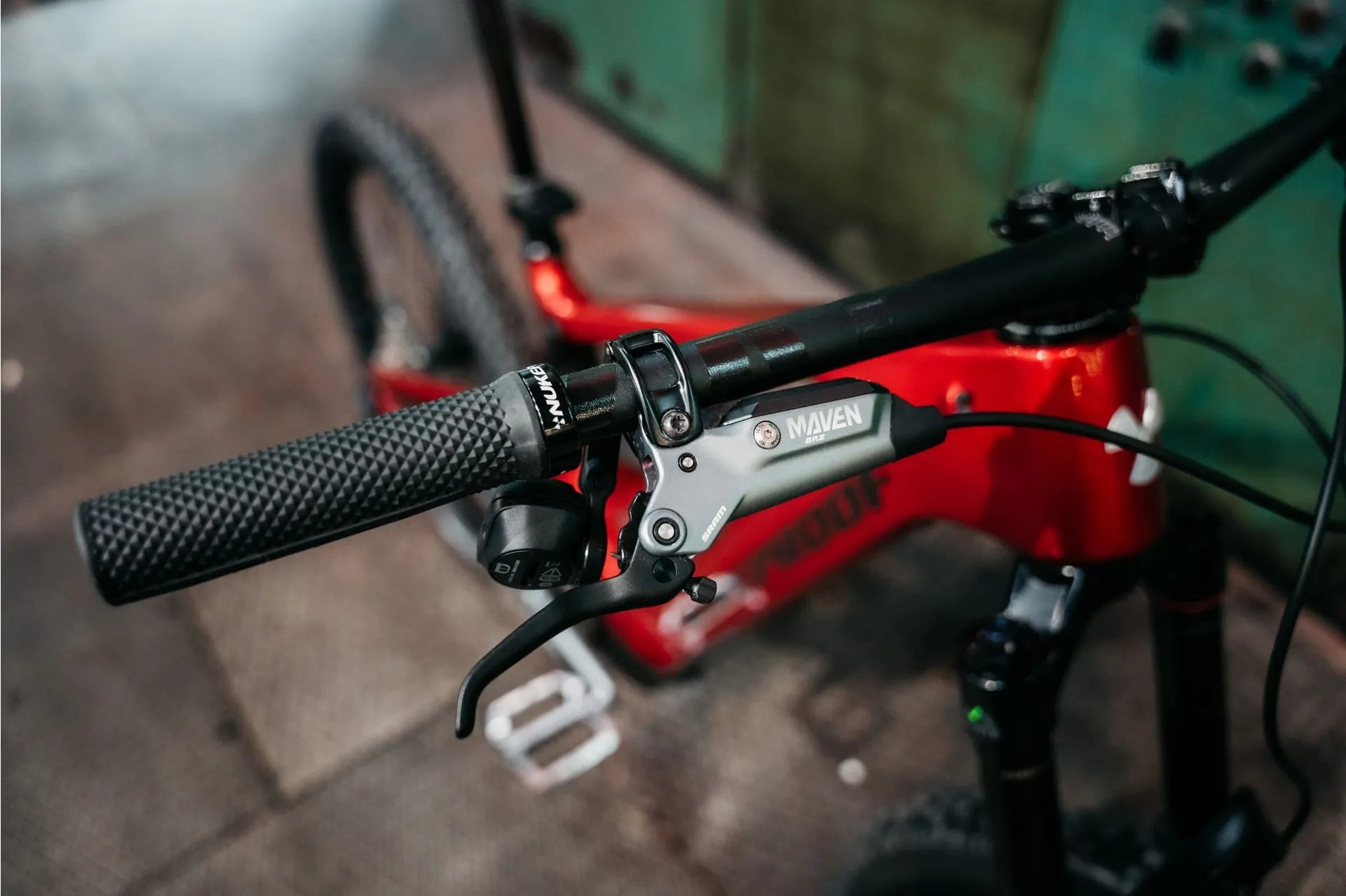 Nukeproof Megawatt Carbon Pro 297 Sram Maven