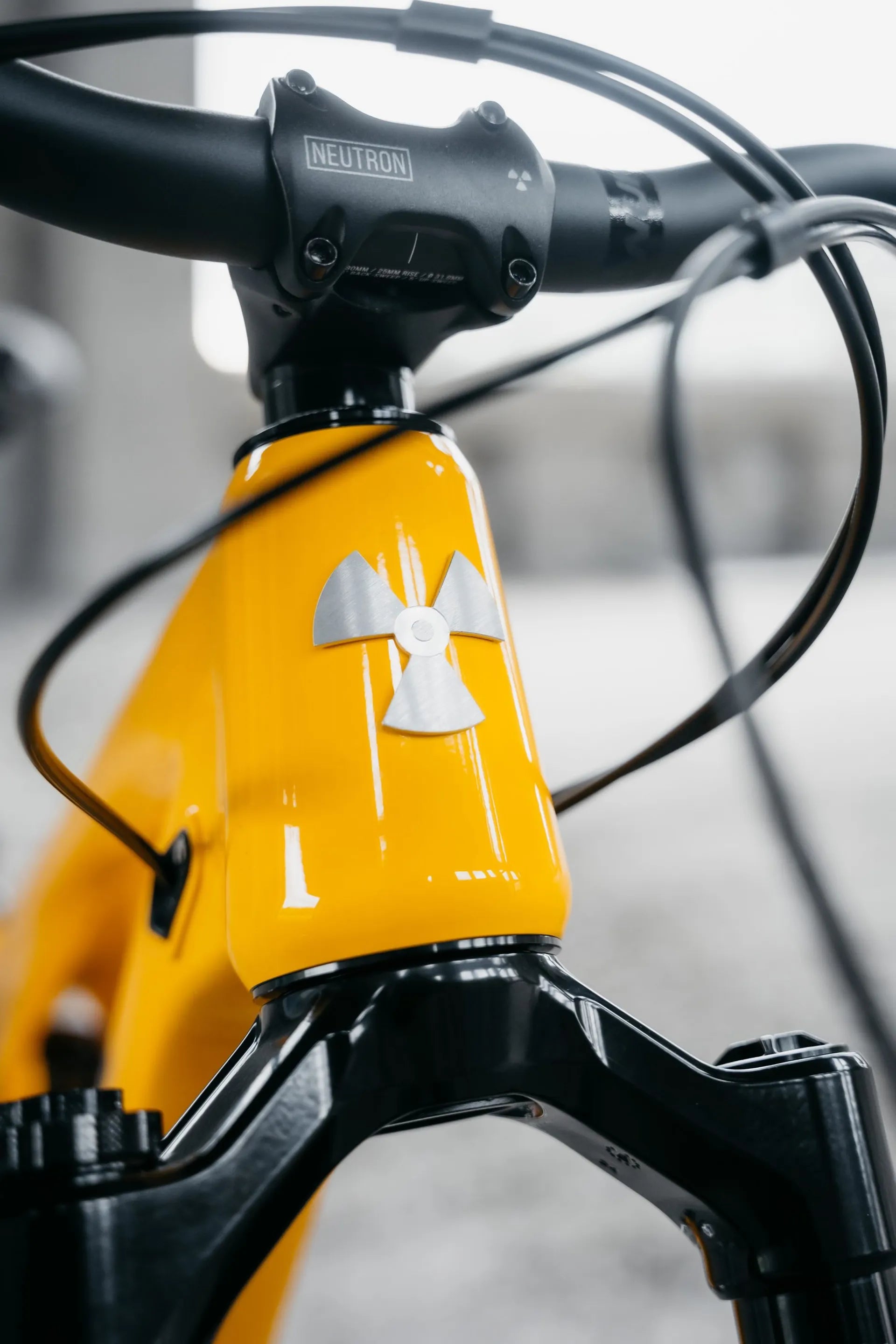 Nukeproof Reactor 290 Alloy Pro Head Badge