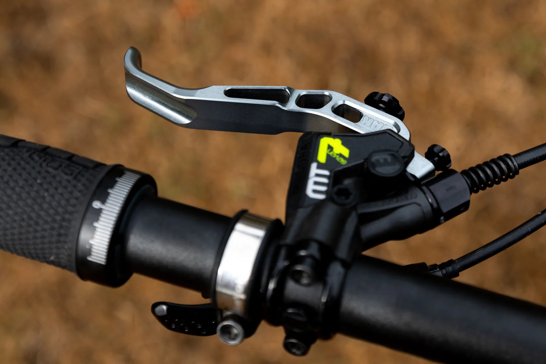 Oak components magura levers on an mt7 brake