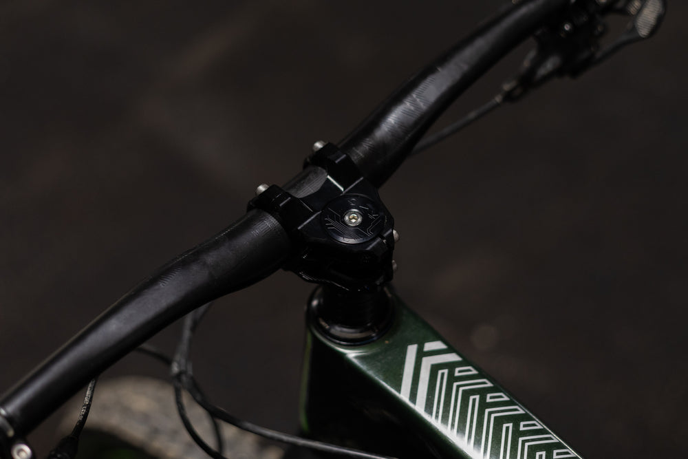 Oak Eternal Topcap Black