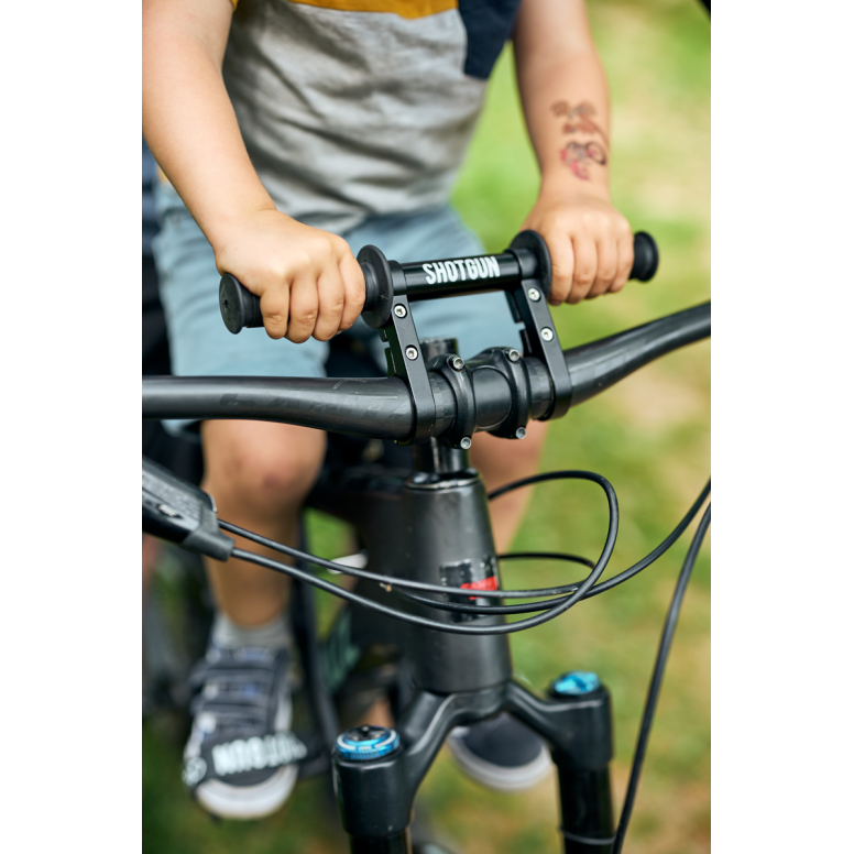 Shotgun Child Bike Seat + Handlebars Combo Action