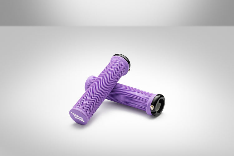 Title LO1 Grips lavender 