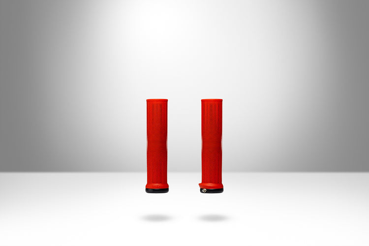 Title LO1 Grips red pair