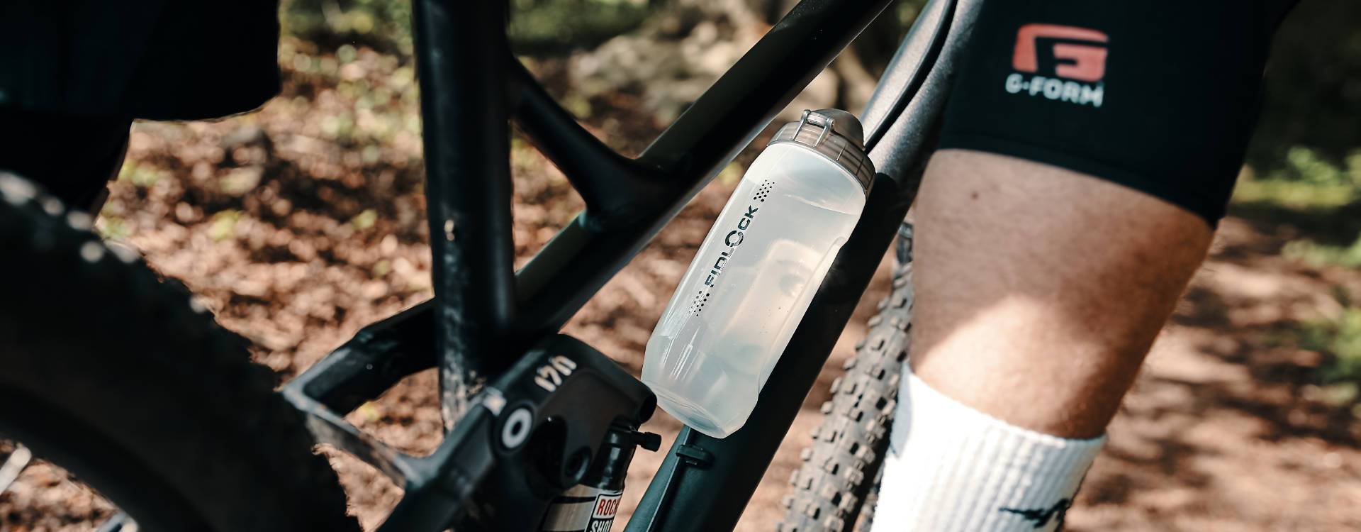 Fidlock twist bottle 590 on a bike